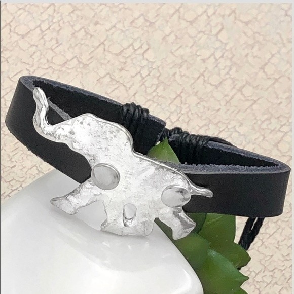 🌼 Walking Silver Elephant Black Pull Tie PU Leather Unisex Bracelet - Picture 1 of 4